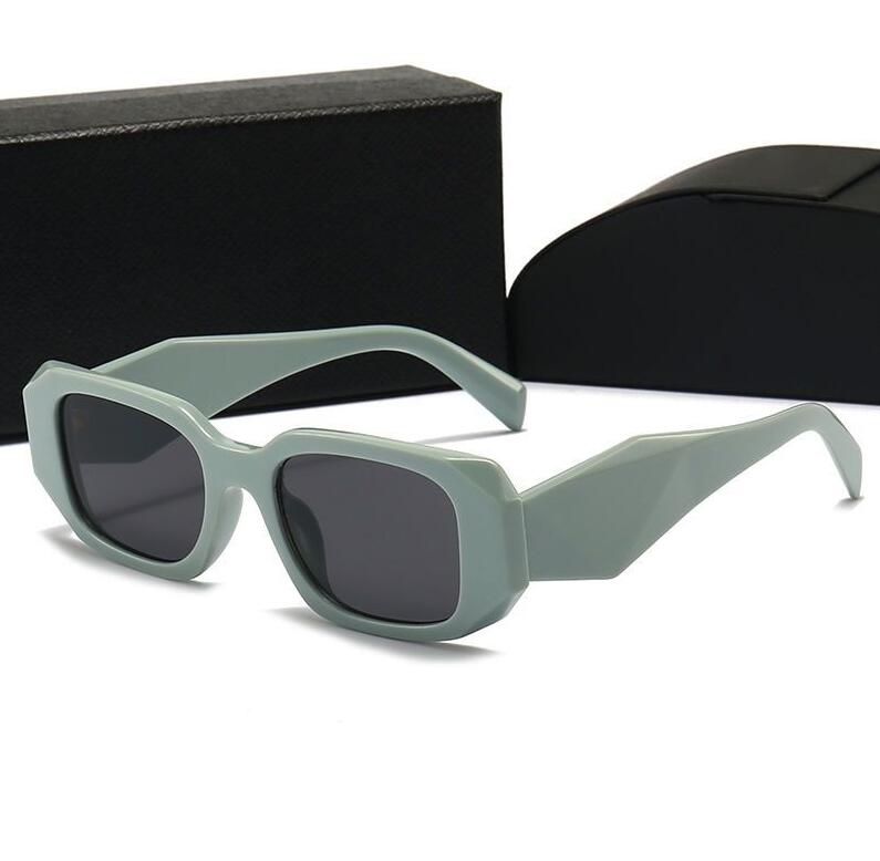 Top luxury Sunglasses polaroid lens designer womens Mens Goggle senior Eyewear For Women eyeglasses frame Vintage Metal Sun Glasses With Box P2660 15 and 16 girl
Top luxury Sunglasses polaroid lens designer womens Mens Goggle senior Eyewear For Women eyeglasses frame Vintage Metal Sun Glasses With Box P2660 15 and 16 girl