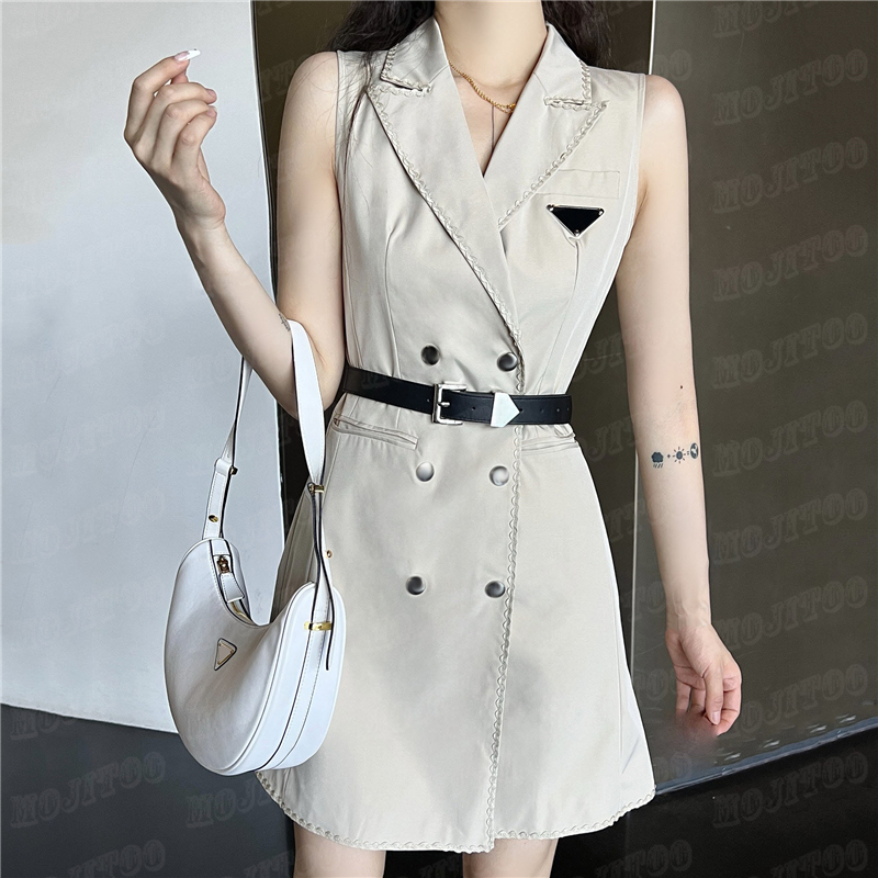 Designer Women Vest Dresses With Belt Metal Badge Casual Dress Clothes Charm Lady Party Skirts, Black
Designer Women Vest Dresses With Belt Metal Badge Casual Dress Clothes Charm Lady Party Skirts, Black