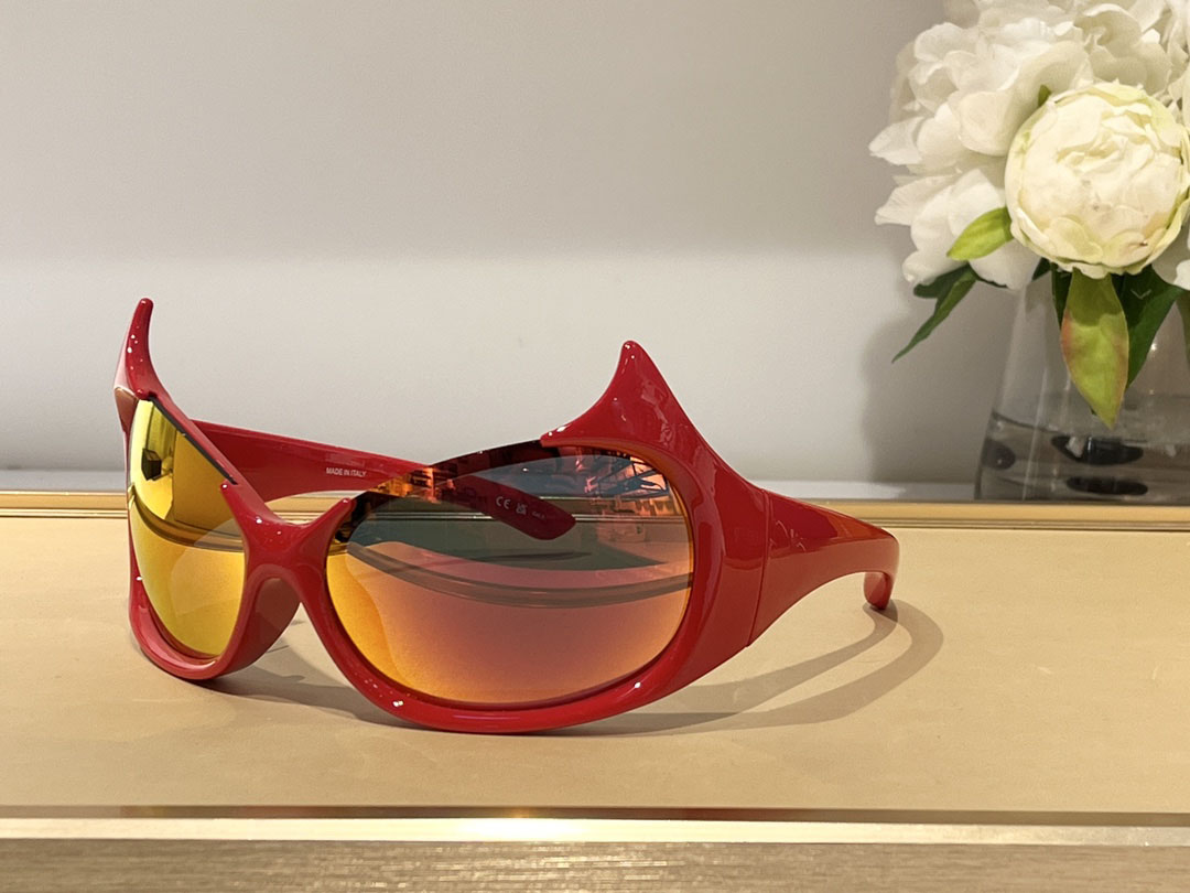 Men Sunglasses For Women Latest Selling Fashion Sun Glasses Mens Sunglass Gafas De Sol Glass UV400 Lens With Random Matching Box 0284S