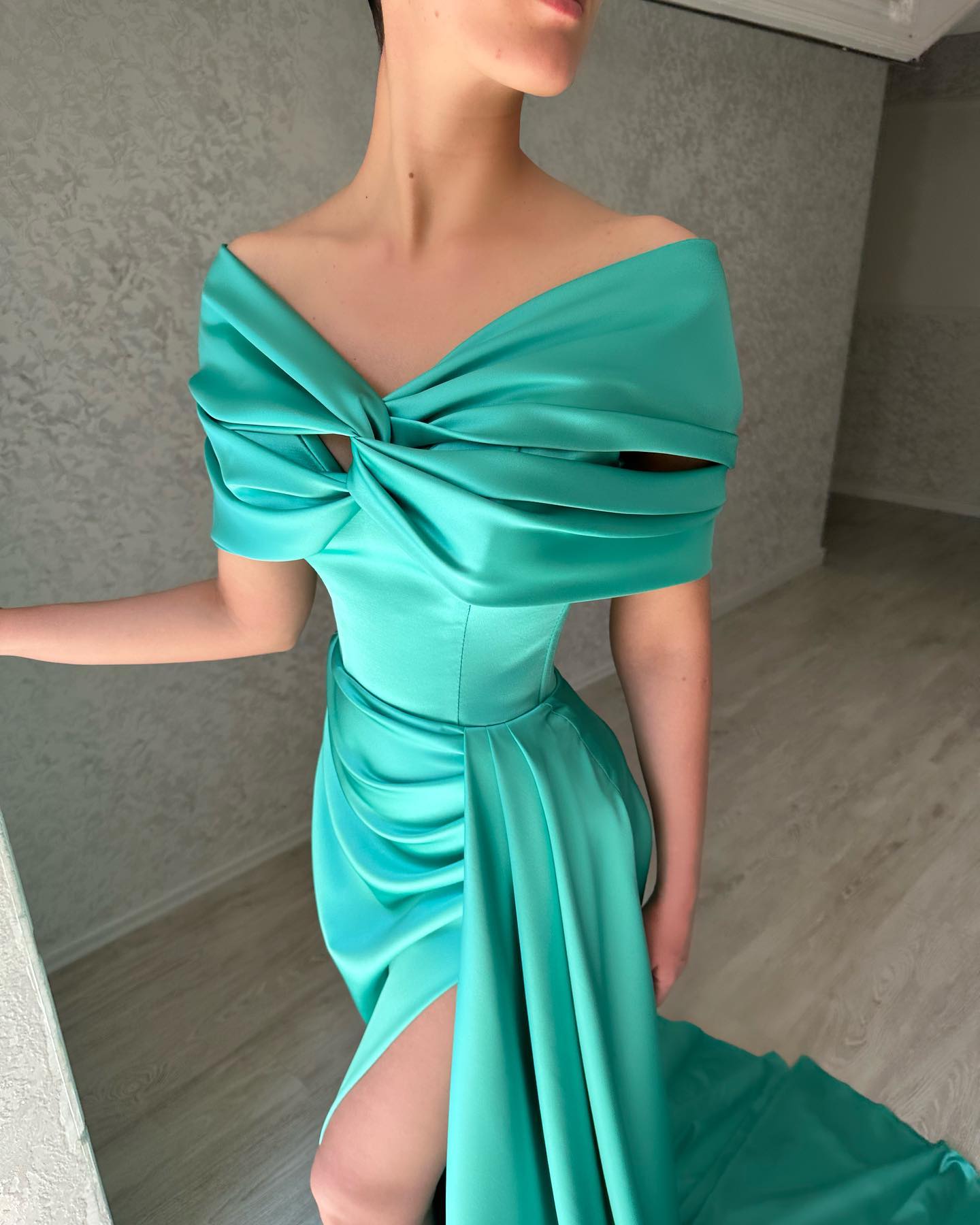 Fashion Turquoise Green Prom Dresses Off Shoulder Evening Gowns Pleats Slit Formal Red Carpet Long Special Ocn Party Dress Lz0304