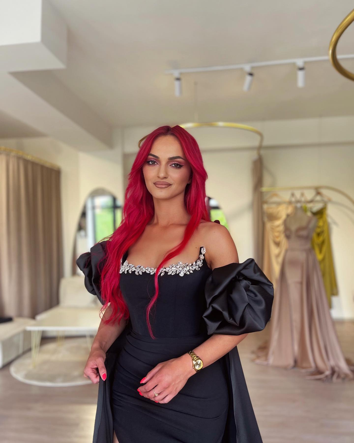 Fashion Black Prom Dresses Strapless Beads Collar Evening Gowns Puffy Sleeves Pleats Slit Formal Long Special Ocn Party Dress 0515