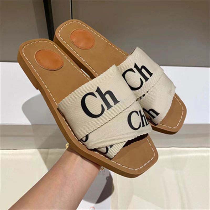 

2023 designer slippers sliders slides sandals woody flat mule The Maison's O signature adorns the inner sole The easy slip-on design makes this flat a summer essentia, 11#creamy white