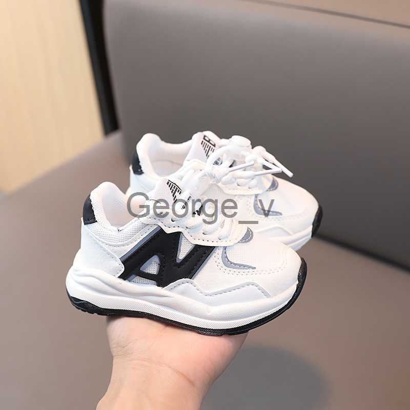 Athletic Outdoor Spring And Autumn 2023 New ChildrenS Sneakers Boys Tennis Casual Girls Baby Soft Soled Running Shoes H260130