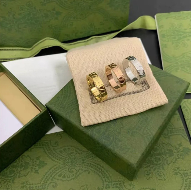 Trendy Luxury Designer Wide Version Sweet Love 18k Gold Ring For Men And Women Of The Same Style For Couples
Trendy Luxury Designer Wide Version Sweet Love 18k Gold Ring For Men And Women Of The Same Style For Couples