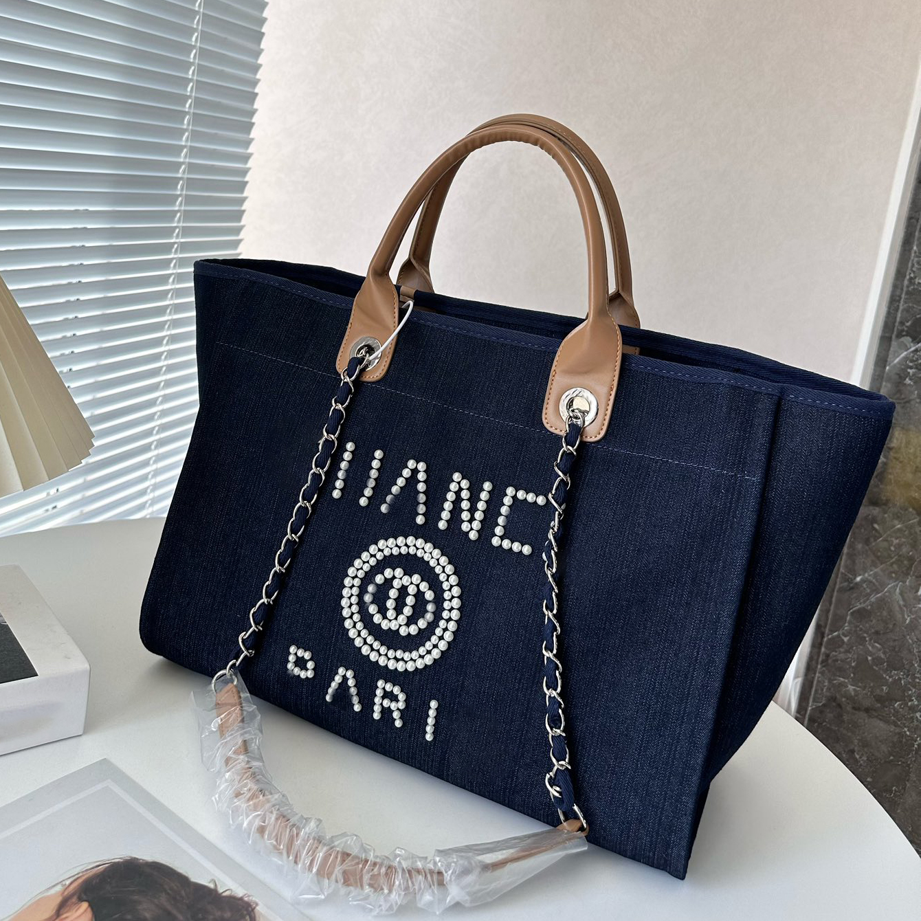 Luxury designer handbags Shoulder Bags Messenger Bags Fashion Womens bag classic practical large capacity travel party suitable for very beautiful is good, White
Luxury designer handbags Shoulder Bags Messenger Bags Fashion Womens bag classic practical large capacity travel party suitable for very beautiful is good, White