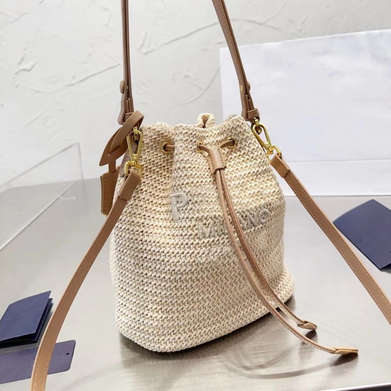 2023 Straw Bucket Beach Bags designer bag crossbody tote bag woman single shoulder handbag totes Triangle Embroidery Letters 5A, Hobo black(pda l0g0)
2023 Straw Bucket Beach Bags designer bag crossbody tote bag woman single shoulder handbag totes Triangle Embroidery Letters 5A, Hobo black(pda l0g0)