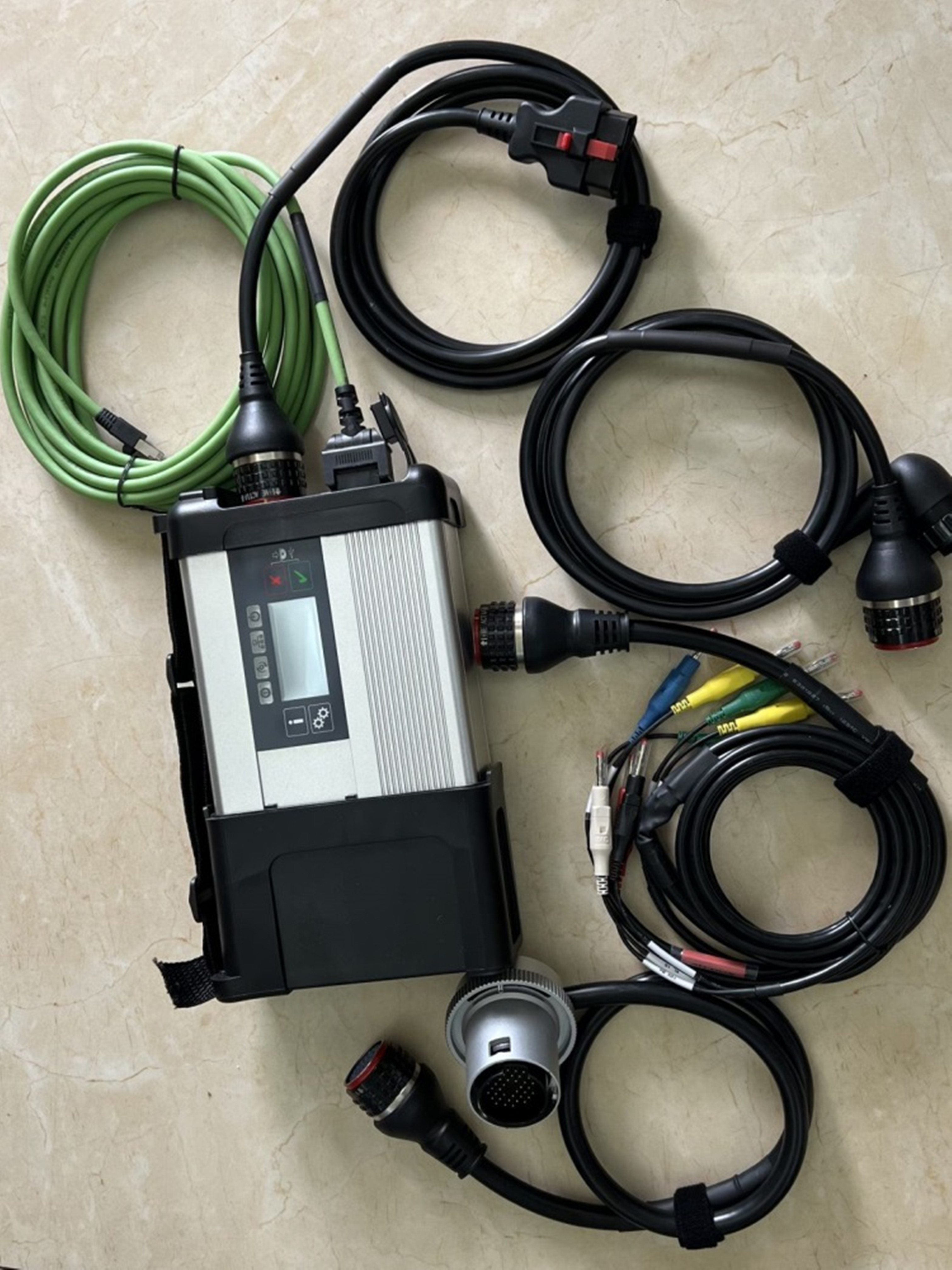 Super Chip Mb Star C5 With New SSD 2023.09 XENTRY/Vediamo/DTS V714 Diagnostic Laptop Best MB SD Connect C5 Ready Work