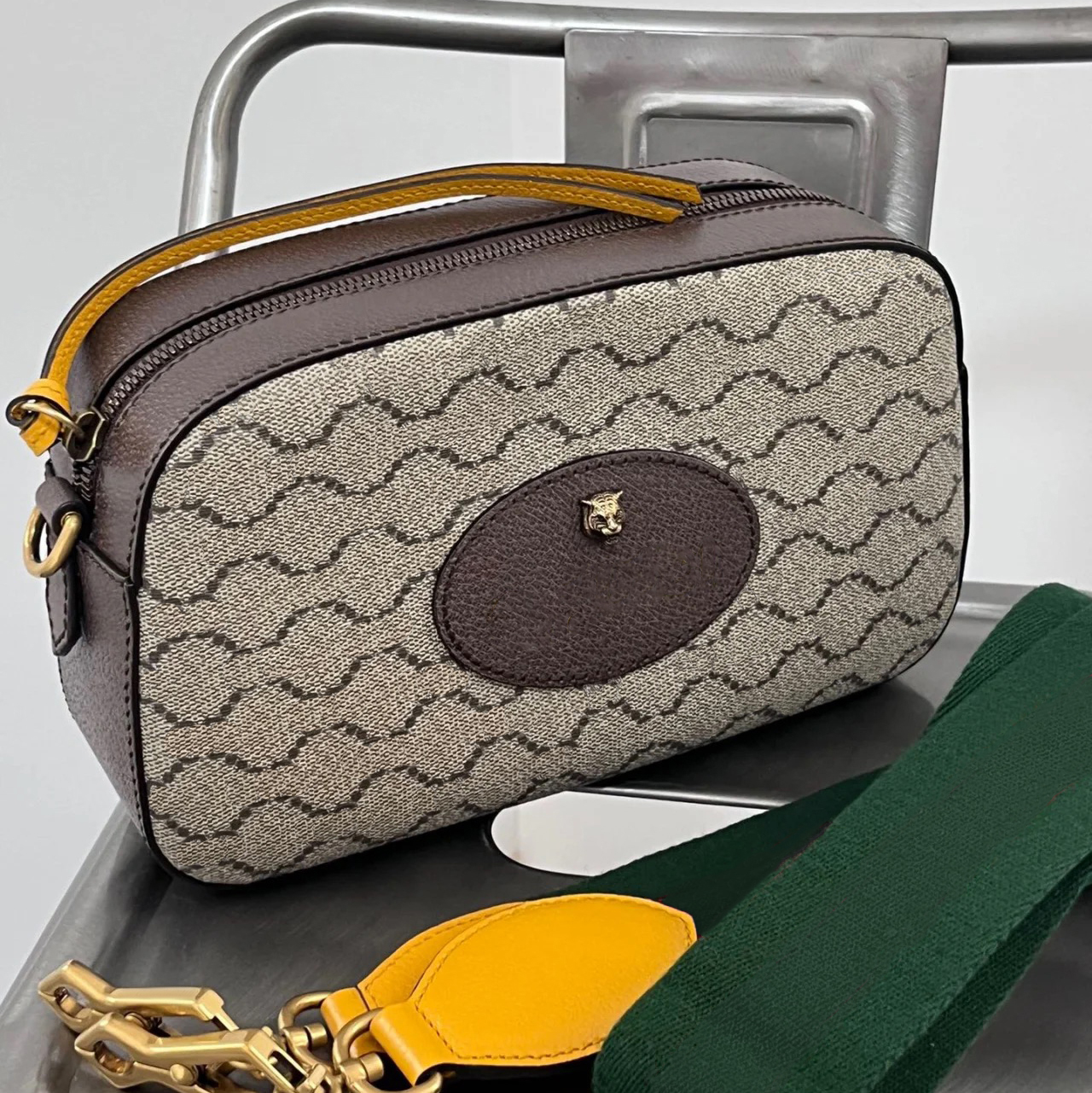 mens alma shell Canvas schoolbag handbags Bags Womens Ophidia tiger head wallet Shoulder tote camera Messenger bag 7A quality Luxury Designer clutch cross bodys Bag
mens alma shell Canvas schoolbag handbags Bags Womens Ophidia tiger head wallet Shoulder tote camera Messenger bag 7A quality Luxury Designer clutch cross bodys Bag