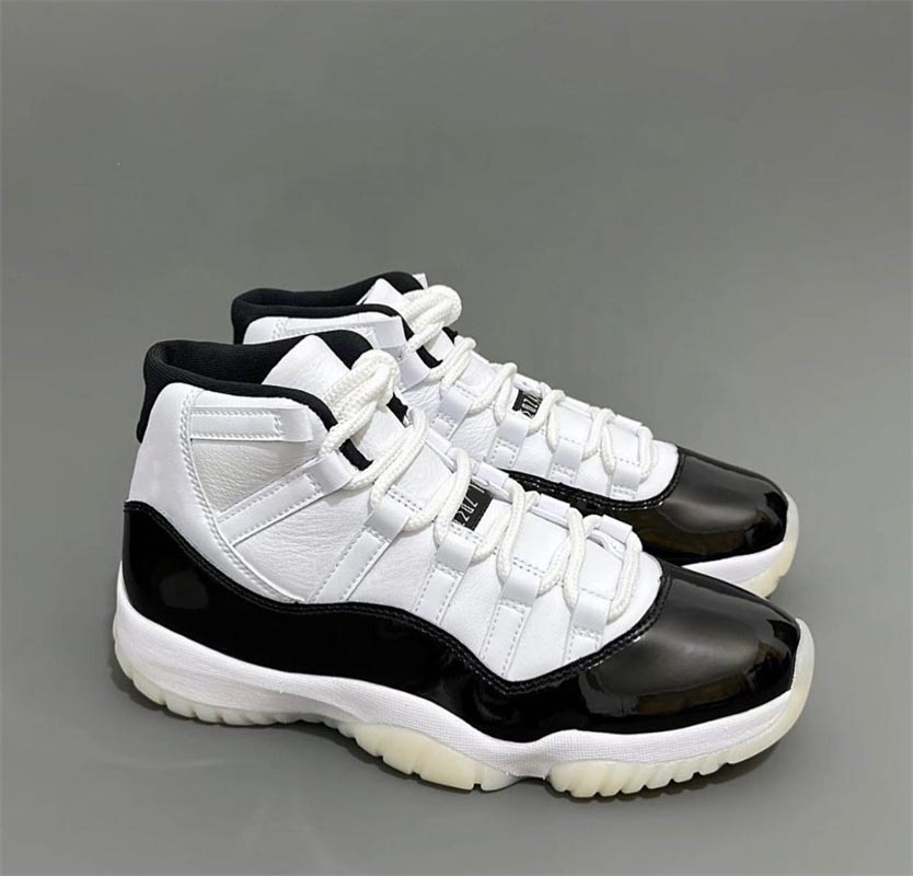 2023 Authentic 11 DMP Basketball Shoes Jumpman 11s White Leather Upper Black Gold Real Carbon Fiber Men Women Sports Sneakers With Original box CT8012-170
2023 Authentic 11 DMP Basketball Shoes Jumpman 11s White Leather Upper Black Gold Real Carbon Fiber Men Women Sports Sneakers With Original box CT8012-170