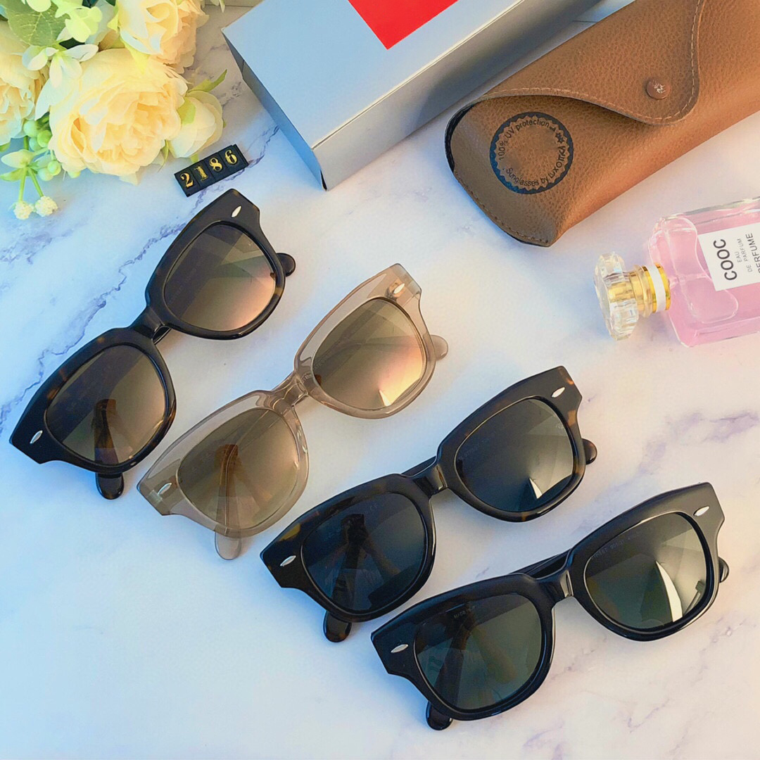 Mens sunglasses designer sunglasses women lentes Rectangle Plate square thick frame fashion cool thin face driving travel sunglasses 49mm/52mm RB2186
Mens sunglasses designer sunglasses women lentes Rectangle Plate square thick frame fashion cool thin face driving travel sunglasses 49mm/52mm RB2186