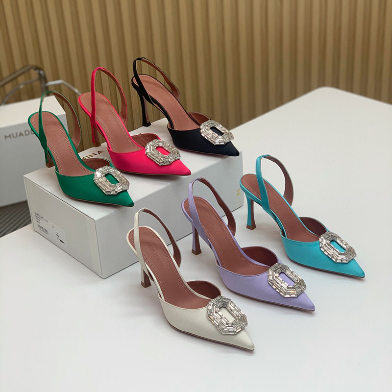 New Amina muaddi Camelia Crystal Embellished Pointed Toe sandals Stiletto heel women's Luxury Designers Evening Dress Party shoes ankle strap factory footwear, Pearl pink
New Amina muaddi Camelia Crystal Embellished Pointed Toe sandals Stiletto heel women's Luxury Designers Evening Dress Party shoes ankle strap factory footwear, Pearl pink