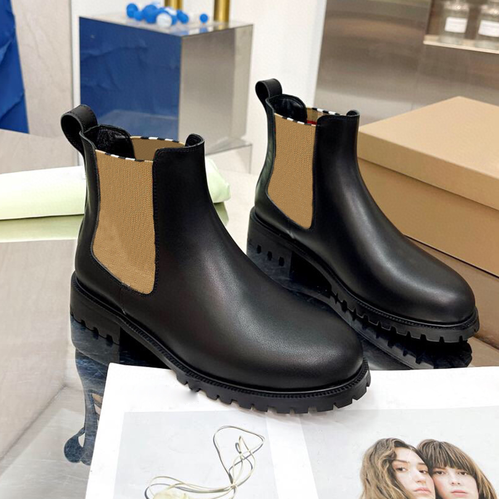 

Black chunky Fall/winter Interlocking Mixed calfskin ankle boots flat leather Chelsea boot round Toe slip-onlow heel booties women luxury designer shoes With box