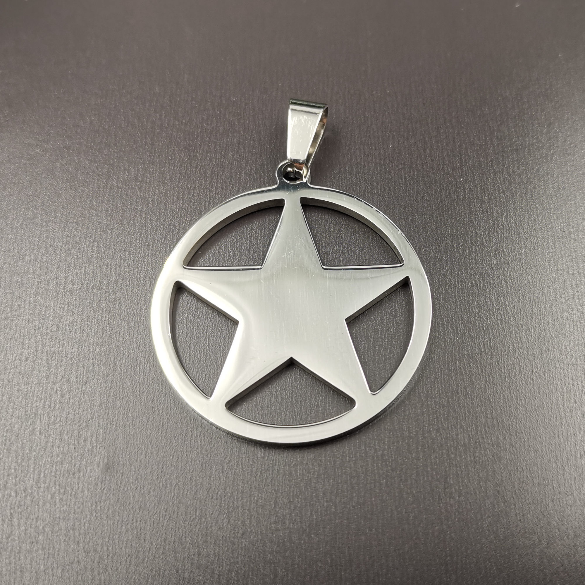 Mens Stainless Steel Pentagram Necklace Five-pointed Star Pendant Polished Silver 24inch for Friends Fashion Gifts