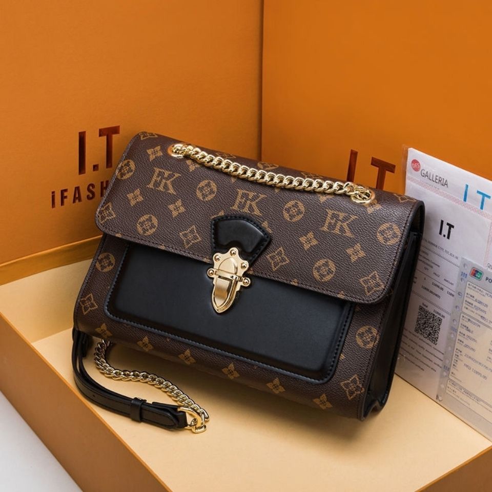 Designer bag Shoulder Bag Luxury Handbags Totes Bags chain bag Clutch Flap Women Purse Double Letters Solid Hasp Waist Square Stripes