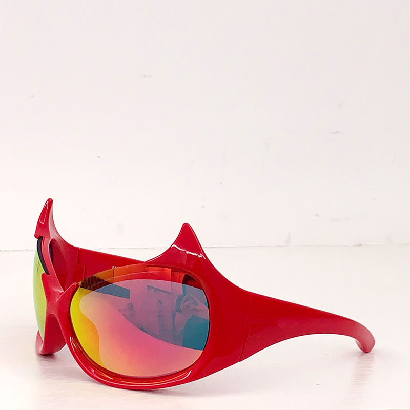 New Fashion sunglasses for Men and Women Batman BB0284S Style UV400 Protected Retro full-frame glasses with eyeglass case
New Fashion sunglasses for Men and Women Batman BB0284S Style UV400 Protected Retro full-frame glasses with eyeglass case