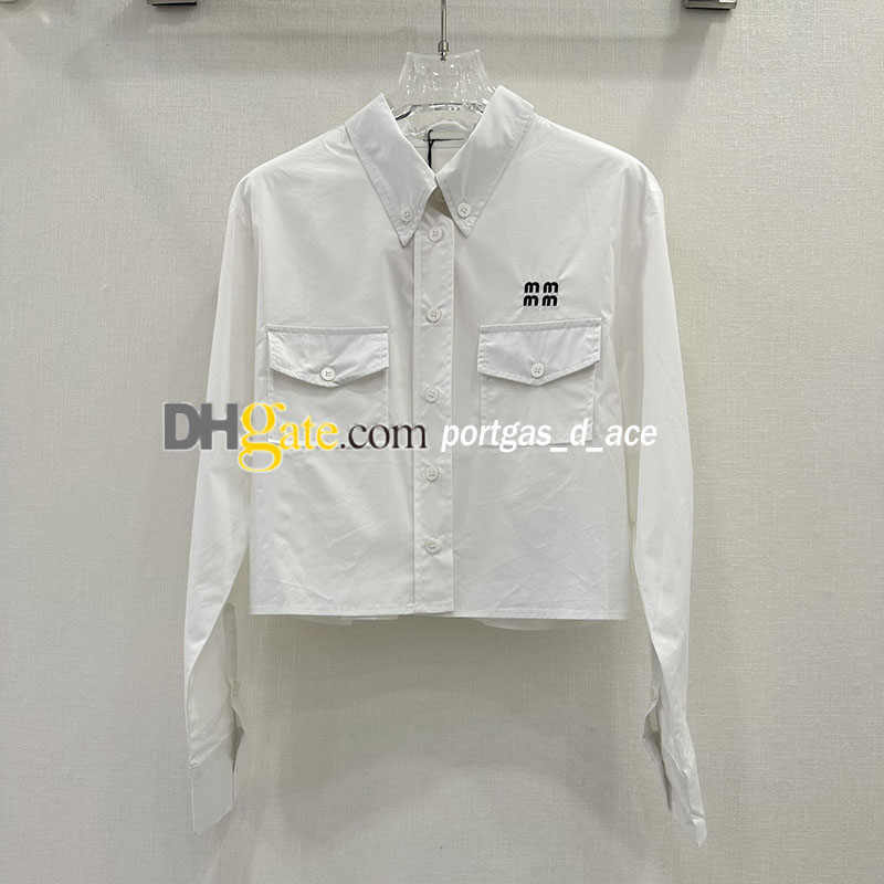 Cropped Women Tops Luxury White T Shirt Designer Embroided Long Sleeves Shirt Lady Short Breathable Commuting Daily Blouse Cardigan Top, White with label #0706
Cropped Women Tops Luxury White T Shirt Designer Embroided Long Sleeves Shirt Lady Short Breathable Commuting Daily Blouse Cardigan Top, White with label #0706