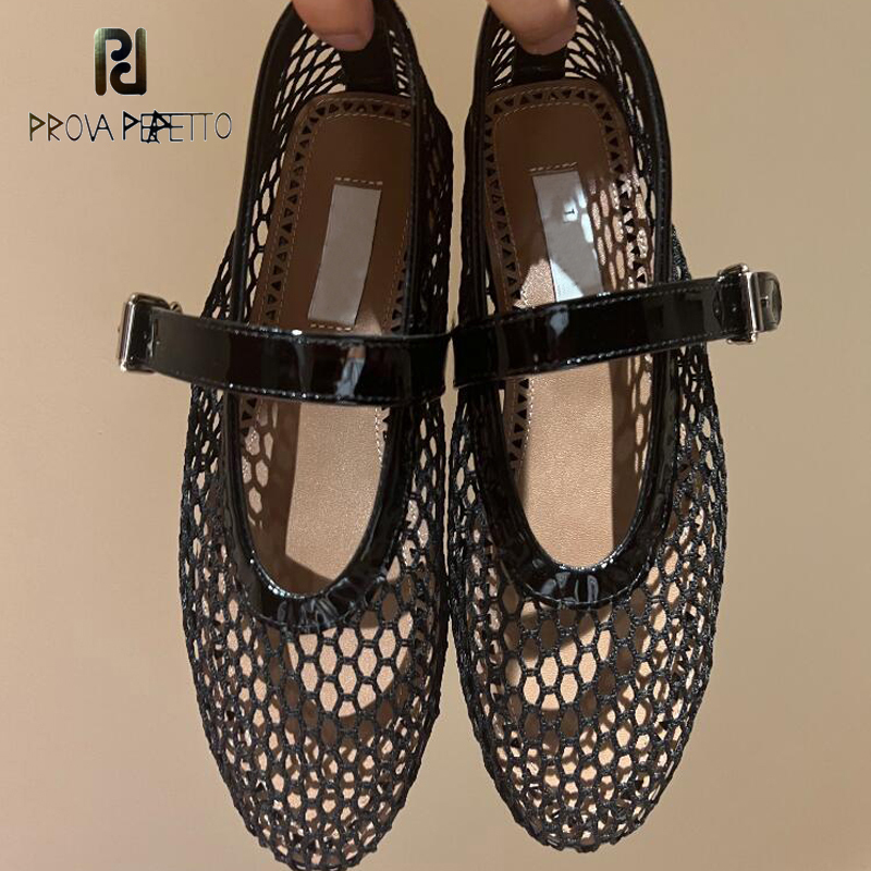 Dress Shoes Summer Flat Mesh Hollow Out Gladiator Comfortable Ballet Designer Sapatos Buckle Strap Women Leather Shoe 230706, Black
Dress Shoes Summer Flat Mesh Hollow Out Gladiator Comfortable Ballet Designer Sapatos Buckle Strap Women Leather Shoe 230706, Black