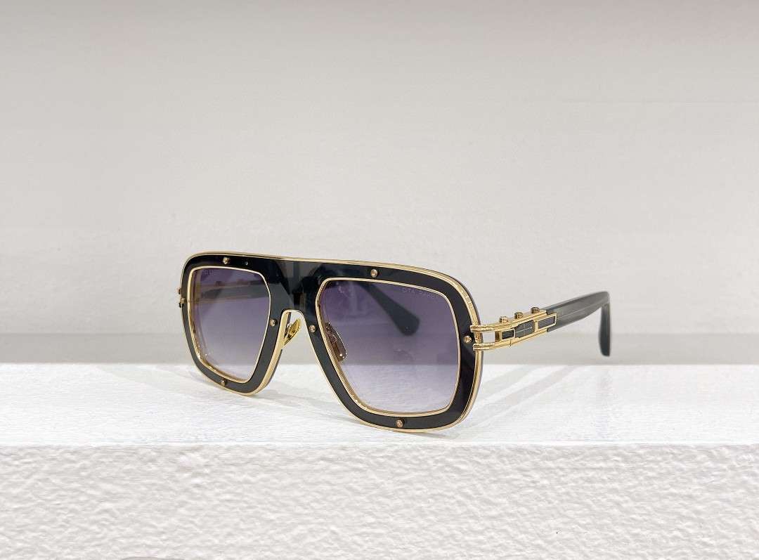Womens Summer Sunglasses Wide frame For Mens Polarized with Round Face and Big Face 2023 New UV-proof Makeup Artifact Sunglasses 17nn#
Womens Summer Sunglasses Wide frame For Mens Polarized with Round Face and Big Face 2023 New UV-proof Makeup Artifact Sunglasses 17nn#