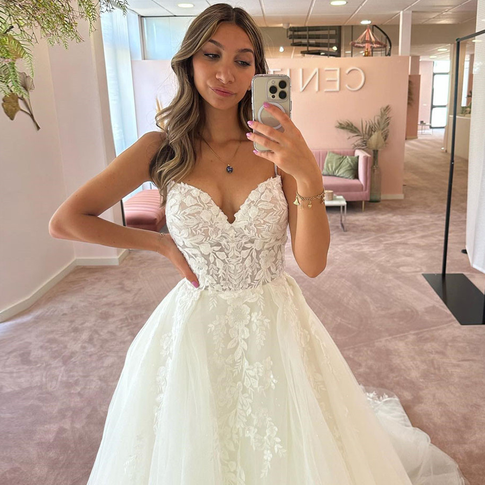 Ivory Spaghetti Strap A Line Wedding Dresses Lace Appliques Pleat Bridal Gown Layered Tulle Sexy Vestiod De Mariee 326 Ppliques Ppliques Ppliques ppli