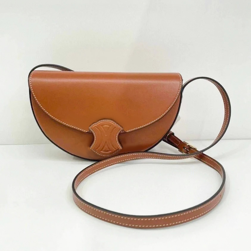 

Womens fashion Croissant handbags Half moon Bag mens Designer teen triomphe flap Shoulder cosmetic bags Luxurys Genuine leather gym Hobo clutch tote crossbodys bag, Mon0gram brown logo