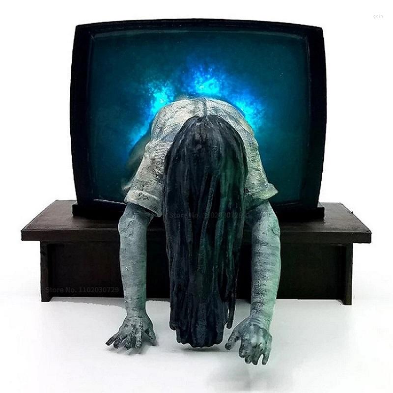 Decorative Figurines Horror Movie Sculpture Illuminated 3D Model Resin Craft Home Party Decor Statue Figure Halloween Decorations Collection