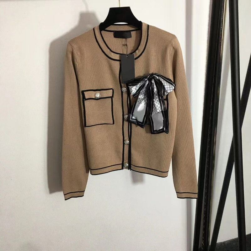 23ss Womens Tracksuits Designer Jacket Women Autumn Casual Long Sleeved Set Street Fashion Women's Pure Cotton Printed Clothing Pants Two piece s