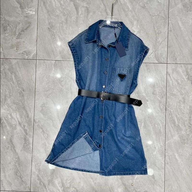 Women Denim Dress Fashion Slim Skirt 23SS Summer Classic Triangle Dresses With Belt, Blue 
Women Denim Dress Fashion Slim Skirt 23SS Summer Classic Triangle Dresses With Belt, Blue