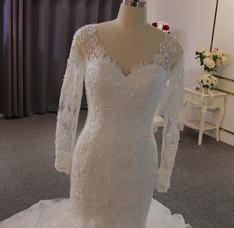Illusion Long Sleeve Mermaid Gillter Wedding Dresses Sheer O-neck Applique Beaded Lace-up Chapel Train Bridal Gown abito da sposa