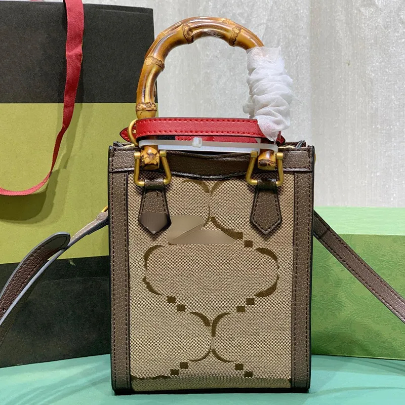 Mini mobile phone Bag 739079 Designer portable Crossbody bag Temperament Wallet Card Bag Fashion Shoulder Bag Multi function Tote bag, White
Mini mobile phone Bag 739079 Designer portable Crossbody bag Temperament Wallet Card Bag Fashion Shoulder Bag Multi function Tote bag, White