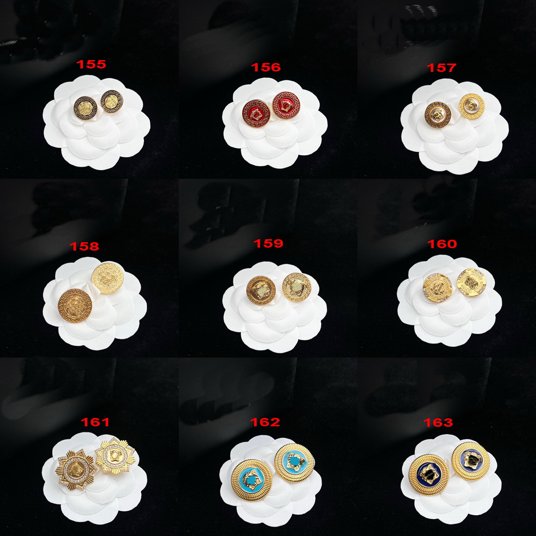 Circular Square Crystal Diamond Stud Earrings Ladies Ear Studs Banshee Portrait Ear Clip Greece Meander Pattern Jewelry Accessories Gift XVER17