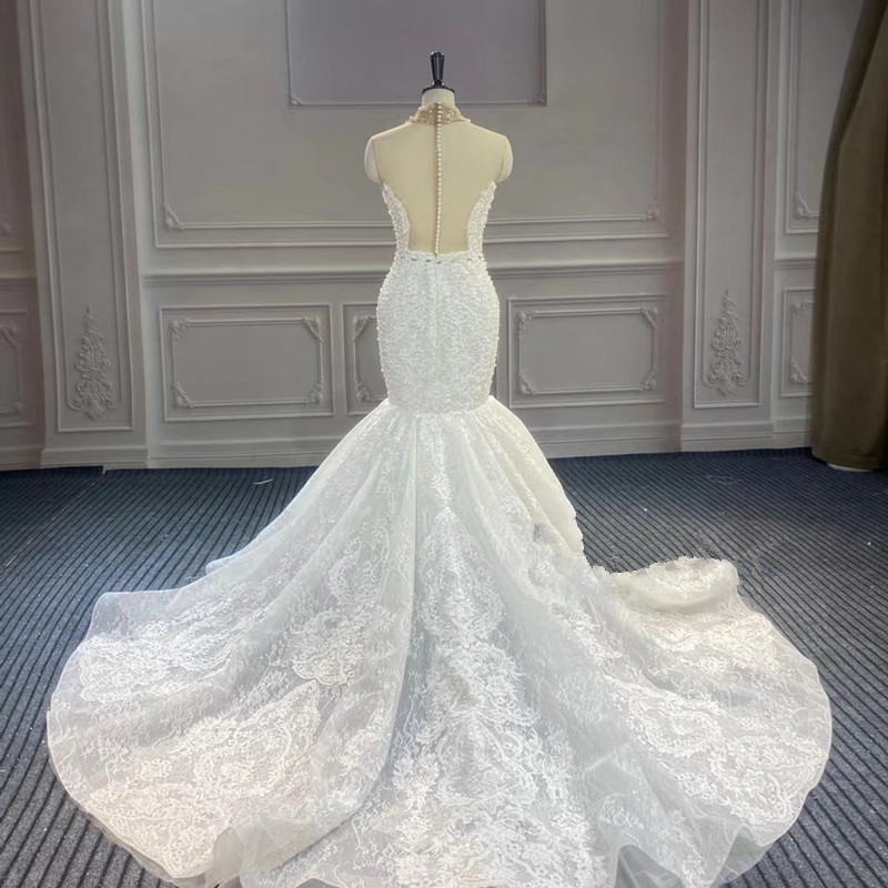Sexy White Mermaid Lace Pearls Wedding Dresses Buttons Back Sheer Mesh Cathedral Train Bridal Gown abito da sposa