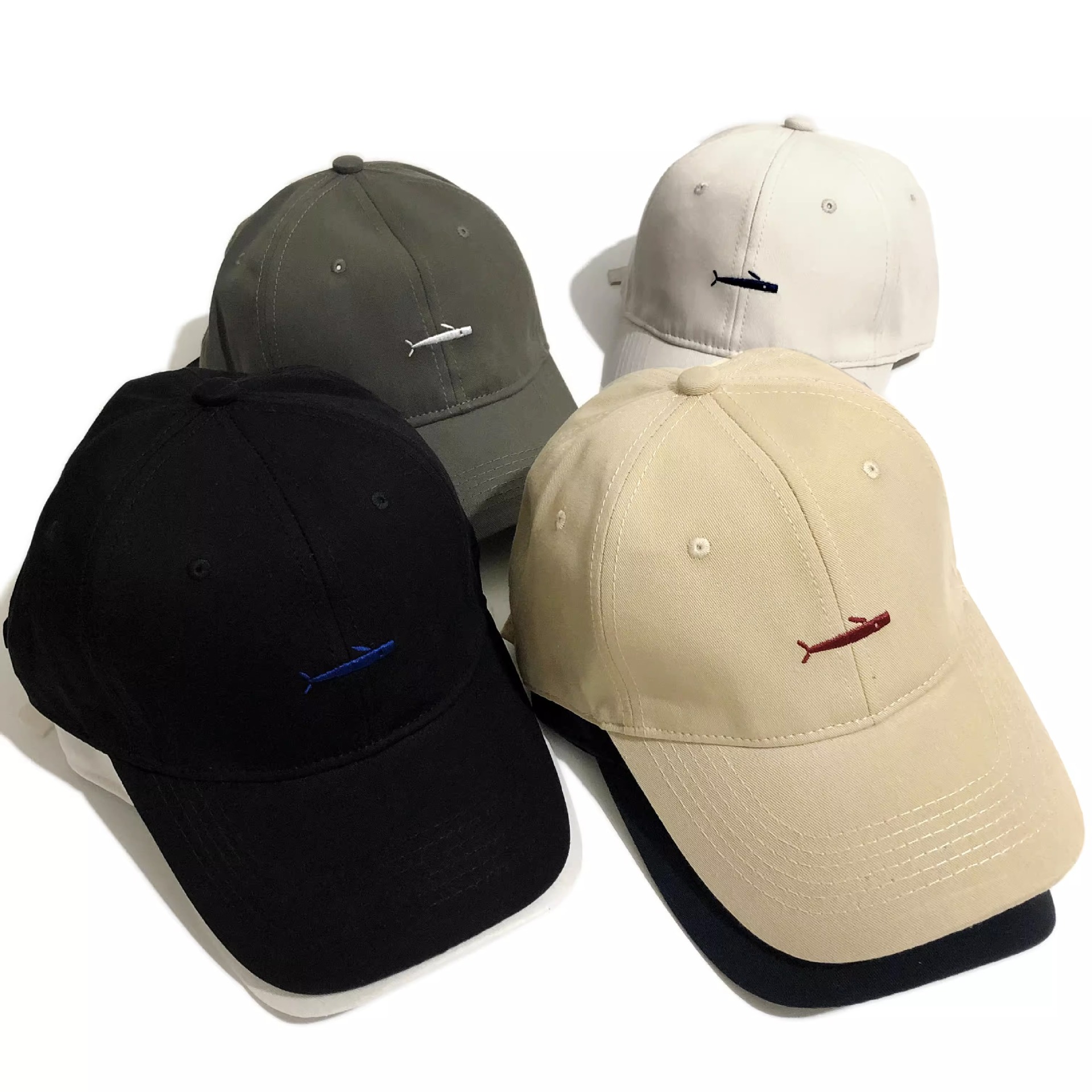 New Woman's Baseball Caps Casual Cotton Sun Hats Embroidery Cartoon Whale Hats for Women Unisex Solid Color Visor Hats Cap Male