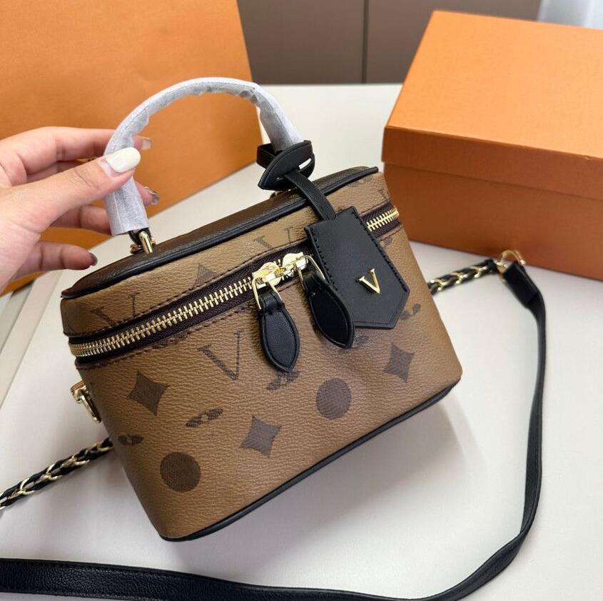Lady Cosmetic Bags Fashion Makeup Bag Women Designers Toiletry Travel Pouch Ladies Purses Highly Quality Handbags Multi Styles