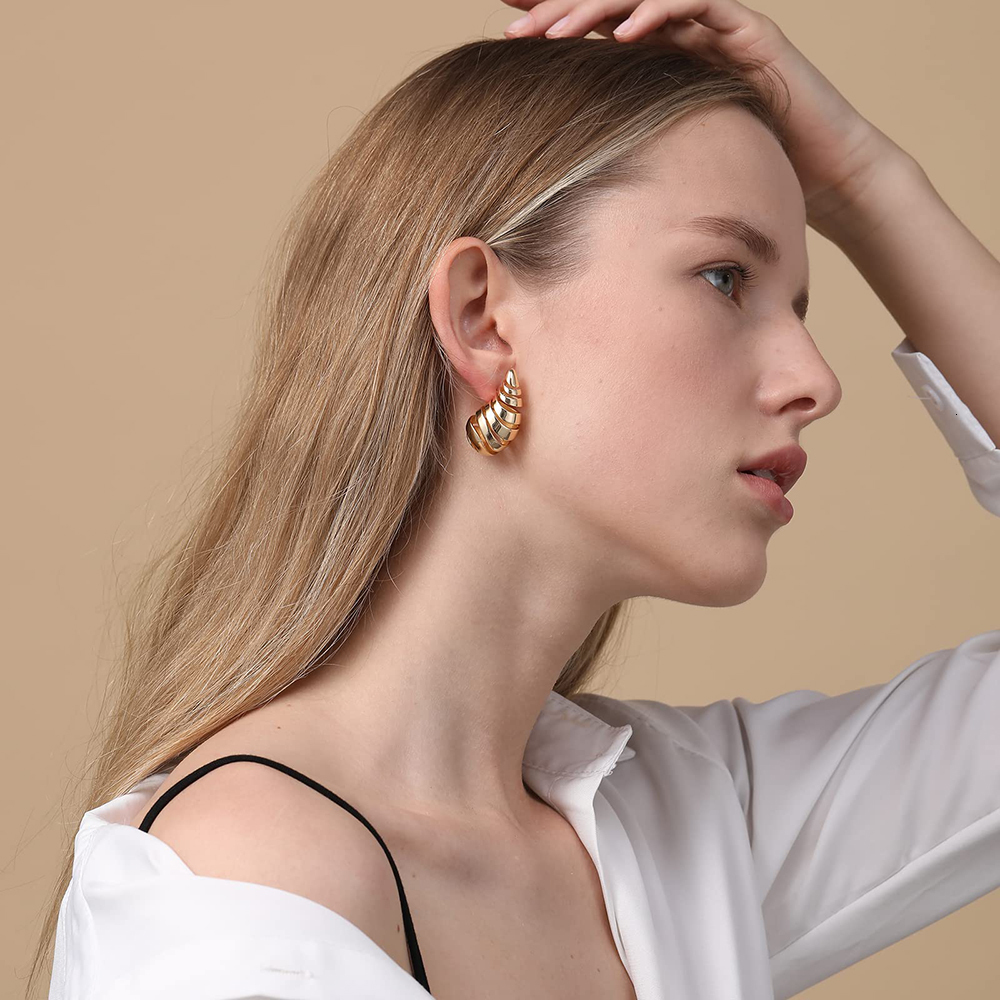 Stud Trendy Croissant Spiral Chunky Drop Earrings for Women Gold Plated Lightweight Hollow Teardrop Earrings Dupes Fashion Jewelry 230706