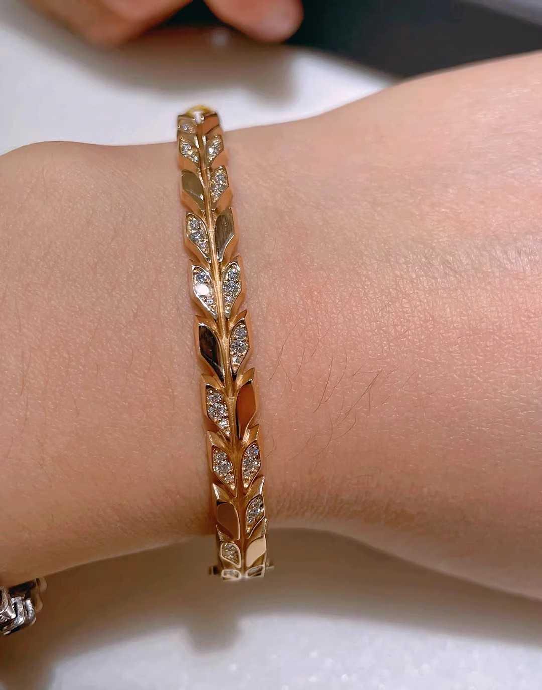 Counter quality 2023 New Victoria Rose Gold Leaf Bracelet Sterling Silver Plated Ornament Elegant Vine Girl tiffay With logo