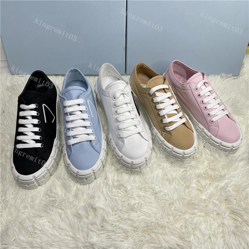 Designer Gabardine Sneaker Nylon Casual Shoes Women Wheel Sneaker Classic Canvas Sneakers Stylist Brand Trainers Platform Height Increasing Shoe With Box
Designer Gabardine Sneaker Nylon Casual Shoes Women Wheel Sneaker Classic Canvas Sneakers Stylist Brand Trainers Platform Height Increasing Shoe With Box
