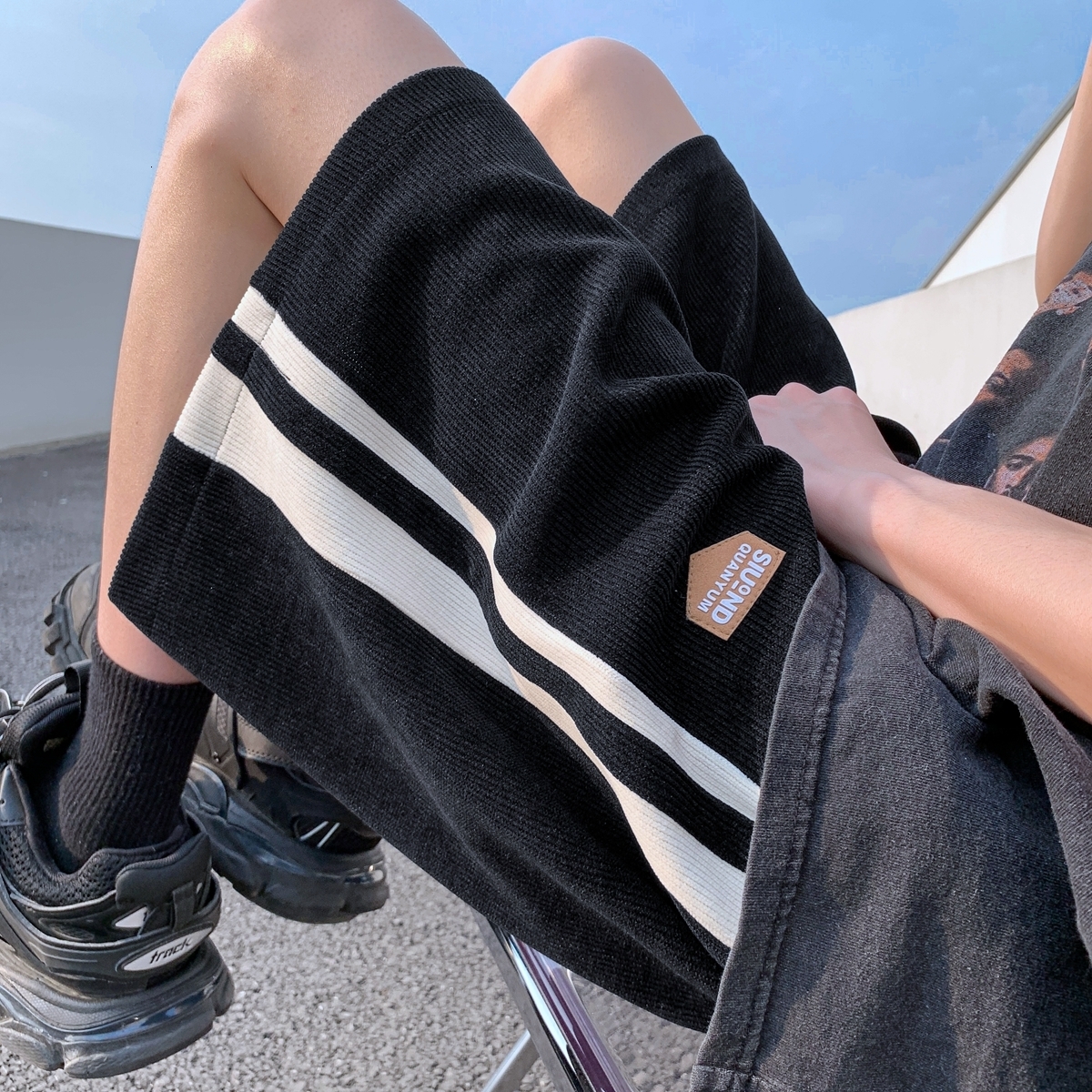 Men's Shorts American High Street Summer Y2k Versatile Shorts Mens Streetwear Ins Side Striped Print Loose Straight Joggers Short Pants 230706