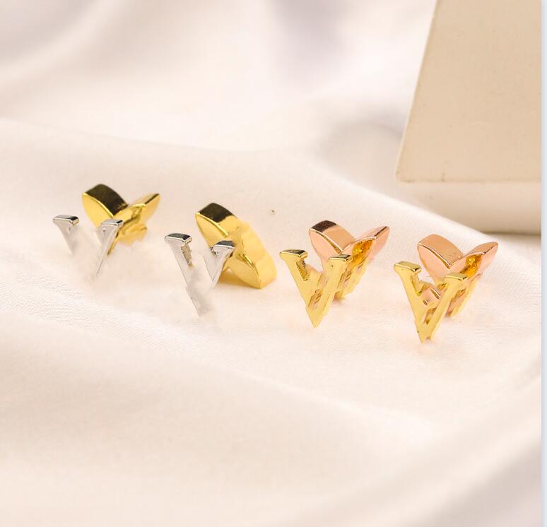 18K Gold Plated Luxury Brand Designers Letters Ear Stud Stainless Steel Flower Geometric Famous Women Steel Seal Print Earring Wedding Party Jewerlry ZG2217
18K Gold Plated Luxury Brand Designers Letters Ear Stud Stainless Steel Flower Geometric Famous Women Steel Seal Print Earring Wedding Party Jewerlry ZG2217