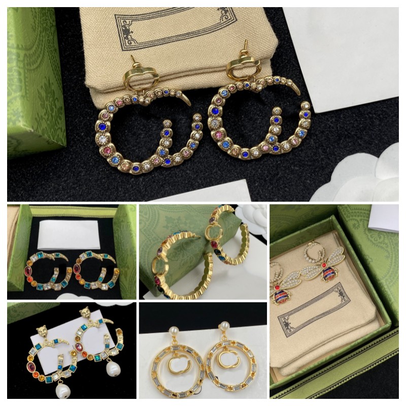 Luxury G Letters hoop earrings Designer Brand Stud Earring Retro Vintage Copper Colorful Crystal Pearl Ear Rings Bee Hoops Jewelry Women accessories
Luxury G Letters hoop earrings Designer Brand Stud Earring Retro Vintage Copper Colorful Crystal Pearl Ear Rings Bee Hoops Jewelry Women accessories