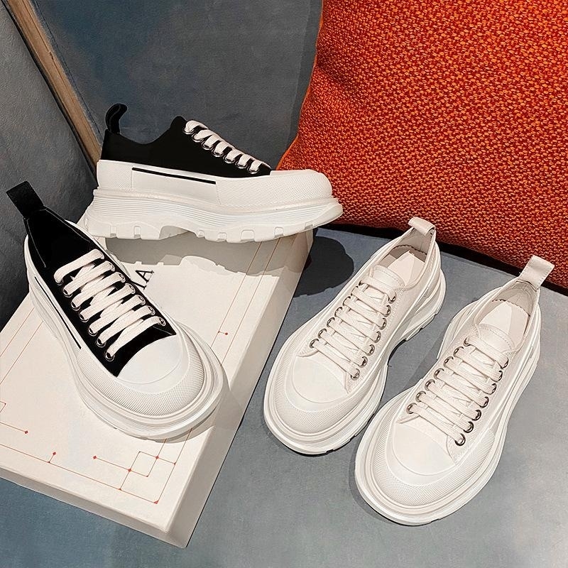 Designer Casual Sneakers Women's Classic Canvas Rubber Bottom Sneakers Fashion Lace Up Casual Shoes Thick Bottom Shoes, White
Designer Casual Sneakers Women's Classic Canvas Rubber Bottom Sneakers Fashion Lace Up Casual Shoes Thick Bottom Shoes, White