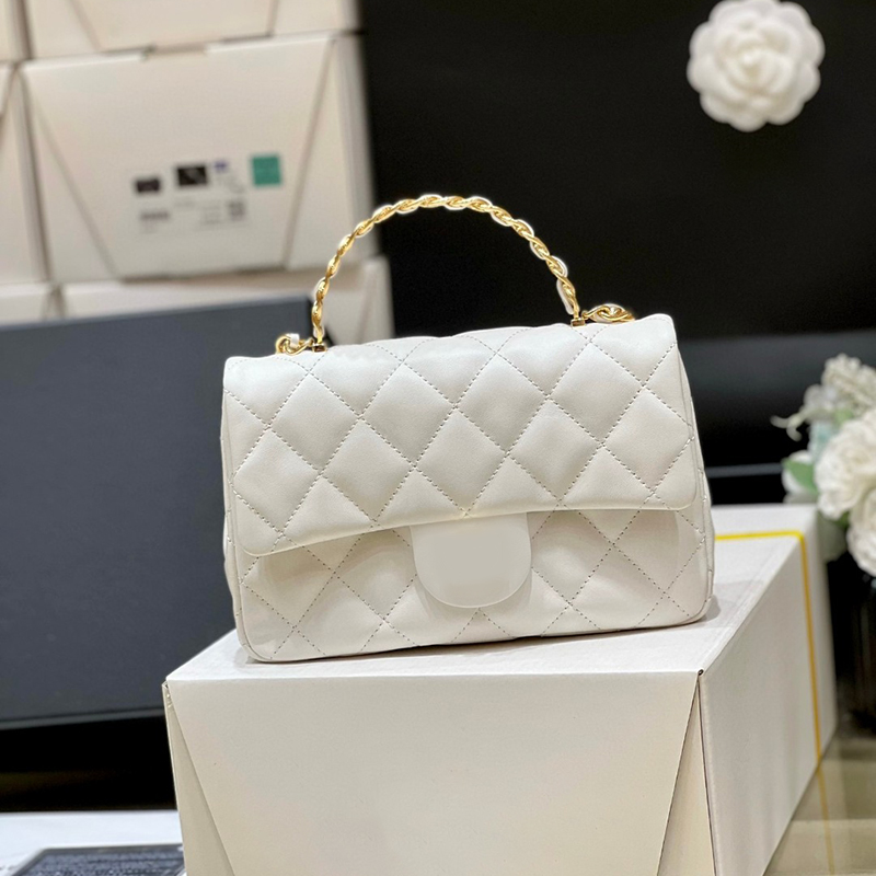 Designer Small Flap Bag With Top Handle Lambskin Shoulder Bag 21cm Luxury Chain Bag High Imitation Crossbody Bag With Box ZC125
Designer Small Flap Bag With Top Handle Lambskin Shoulder Bag 21cm Luxury Chain Bag High Imitation Crossbody Bag With Box ZC125