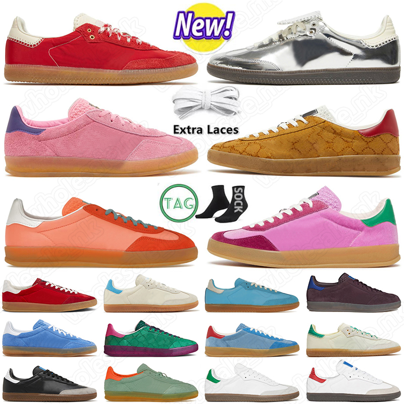2023 Top Quality Designer Indoor Sneakers Shoes Light Blue Suede Wales Bonner Silver Metallic for Mens Women Original Vegan Trainers Sneakers, D54 green suede 36-45
2023 Top Quality Designer Indoor Sneakers Shoes Light Blue Suede Wales Bonner Silver Metallic for Mens Women Original Vegan Trainers Sneakers, D54 green suede 36-45