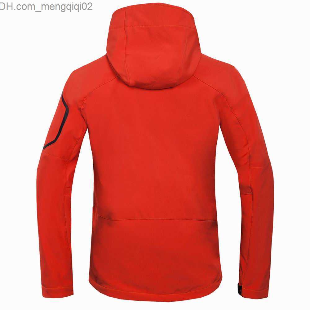Men's Jackets The men DESCENTE Softshell jacket face coat Men Outdoors Sports Coats men Ski Hiking Windproof Winter Outwear Soft Shell jacket Z23