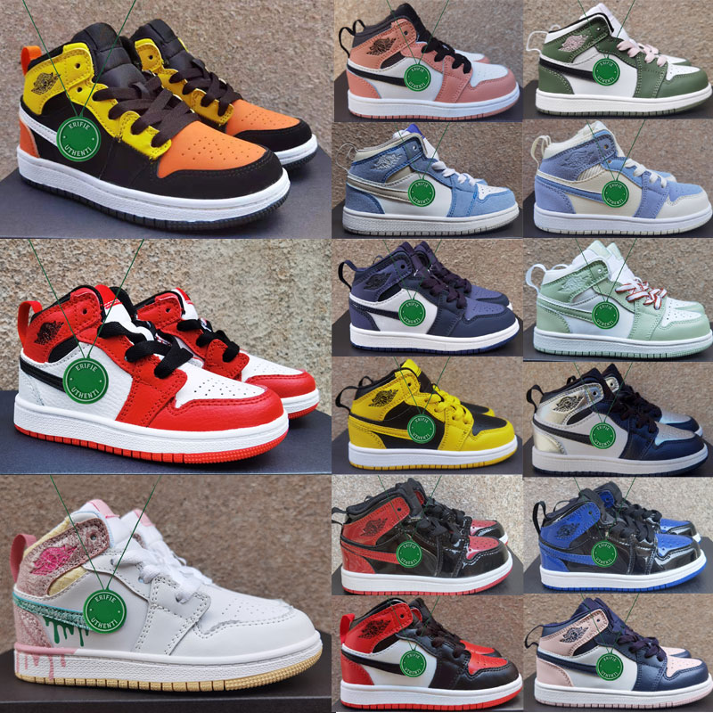 Jumpman1 low 1s Kids basketball shoes youth boy girls Chicago OG patent bred lucky green skyline SE space jam ice university blue Black Phantom reverse mocha sneakers, Color # 39
Jumpman1 low 1s Kids basketball shoes youth boy girls Chicago OG patent bred lucky green skyline SE space jam ice university blue Black Phantom reverse mocha sneakers, Color # 39