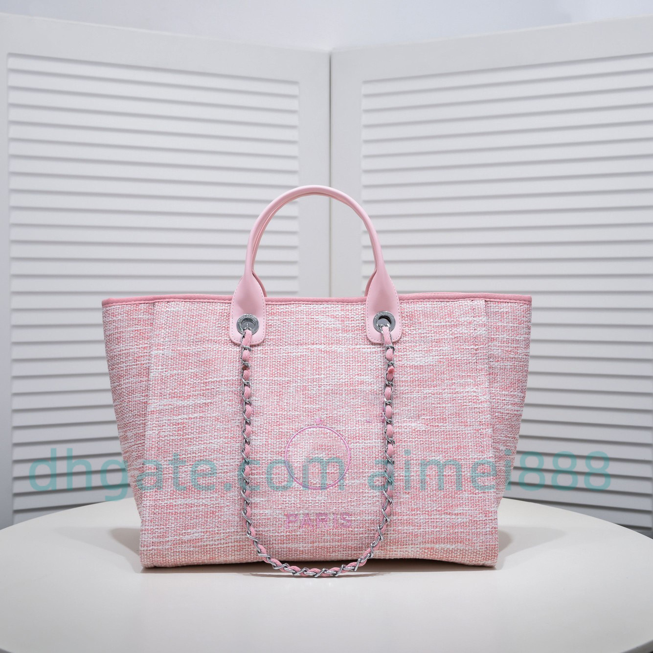 Luxury designer Beach Bags Cross body bags woman classics Shoulders bags Top quality canvas handbags Fashion style Chain shoulder Shopping Bags totes, White
Luxury designer Beach Bags Cross body bags woman classics Shoulders bags Top quality canvas handbags Fashion style Chain shoulder Shopping Bags totes, White