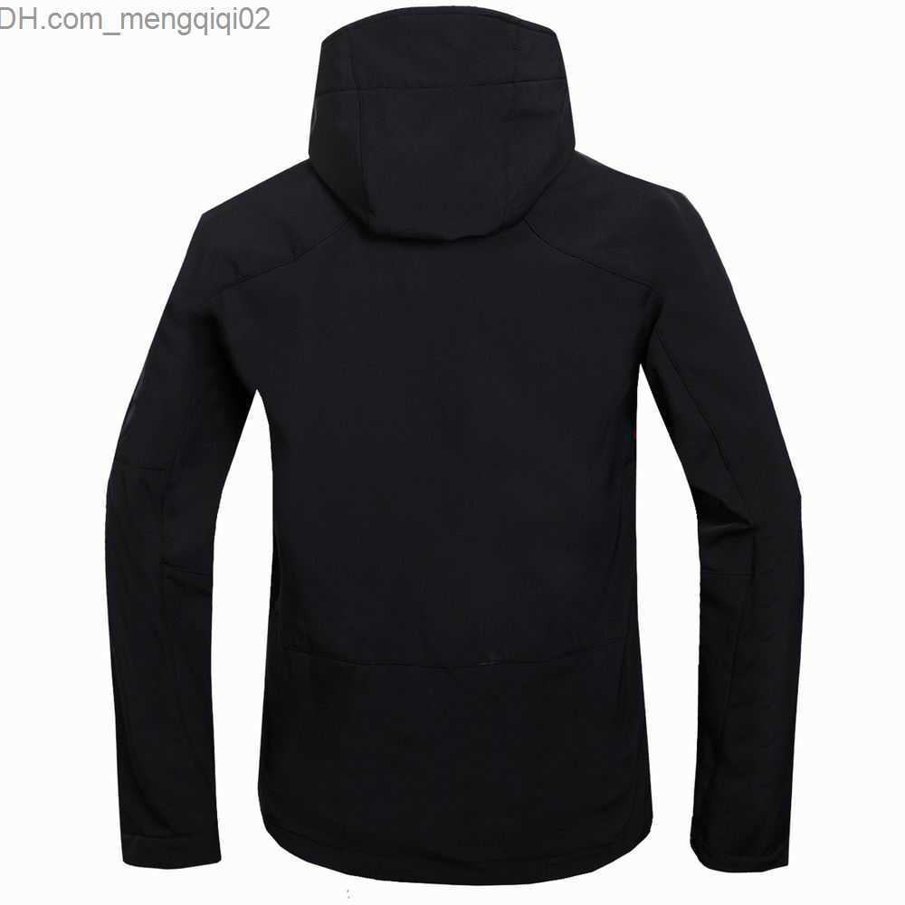 Men's Jackets The men DESCENTE Softshell jacket face coat Men Outdoors Sports Coats men Ski Hiking Windproof Winter Outwear Soft Shell jacket Z23