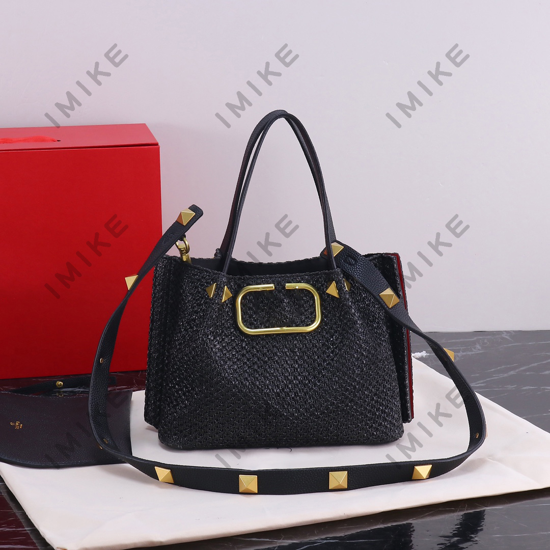 designer bag tote bags rockstud bag women shopping bags Handbags Commuter bags Computer bags Makeup bags Fashion Hand-woven shopping bags, Black
designer bag tote bags rockstud bag women shopping bags Handbags Commuter bags Computer bags Makeup bags Fashion Hand-woven shopping bags, Black