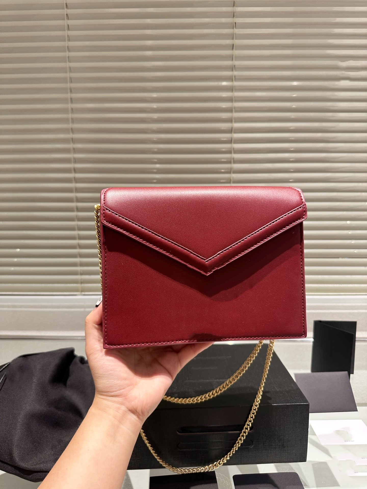 Women handbag yslity handbag cassandra bag mini black designer bag luxurys handbag designer handbag high quality best seller shoulder bag crossbody bag size 22cm
Women handbag yslity handbag cassandra bag mini black designer bag luxurys handbag designer handbag high quality best seller shoulder bag crossbody bag size 22cm