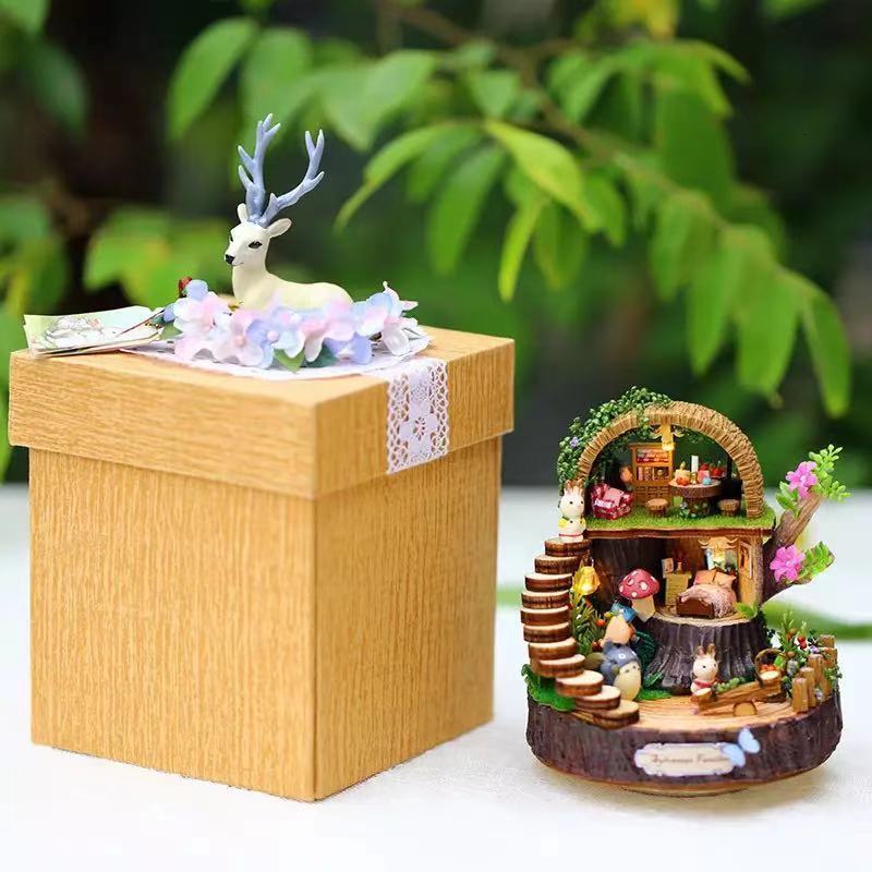 Novelty Items DIY Totoro Music Box Assembled Educational Toy For Adults Birthday Gift Fantasy Forest Candy Cat Figurines Handmade Musical Box 230707