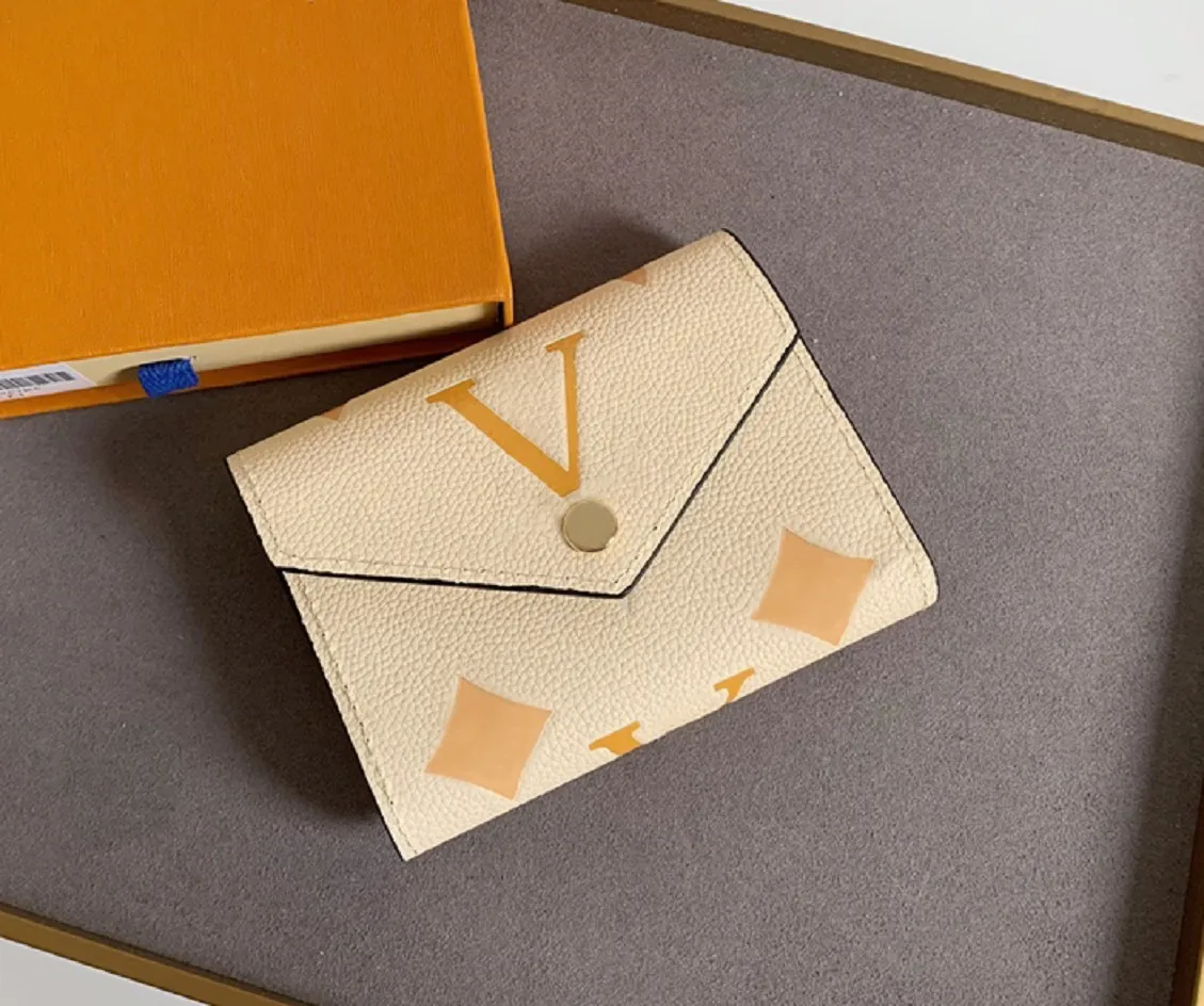 Designer women wallets luxury Victorine purses embossed flower letter Empreinte short credit card holders ladies fashion money clutch bags with box, Grey
Designer women wallets luxury Victorine purses embossed flower letter Empreinte short credit card holders ladies fashion money clutch bags with box, Grey